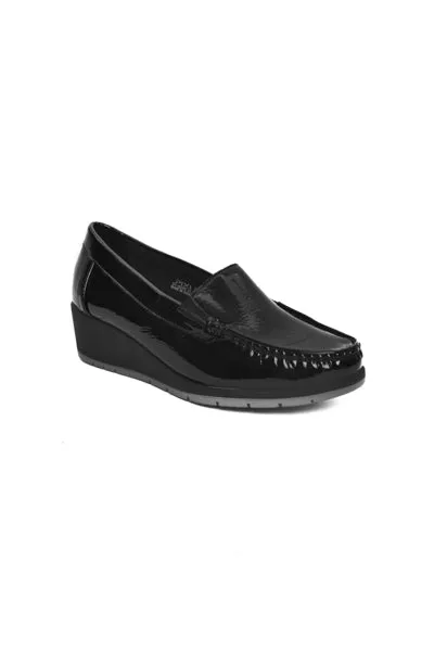 01-4230 Wedge Moccasin