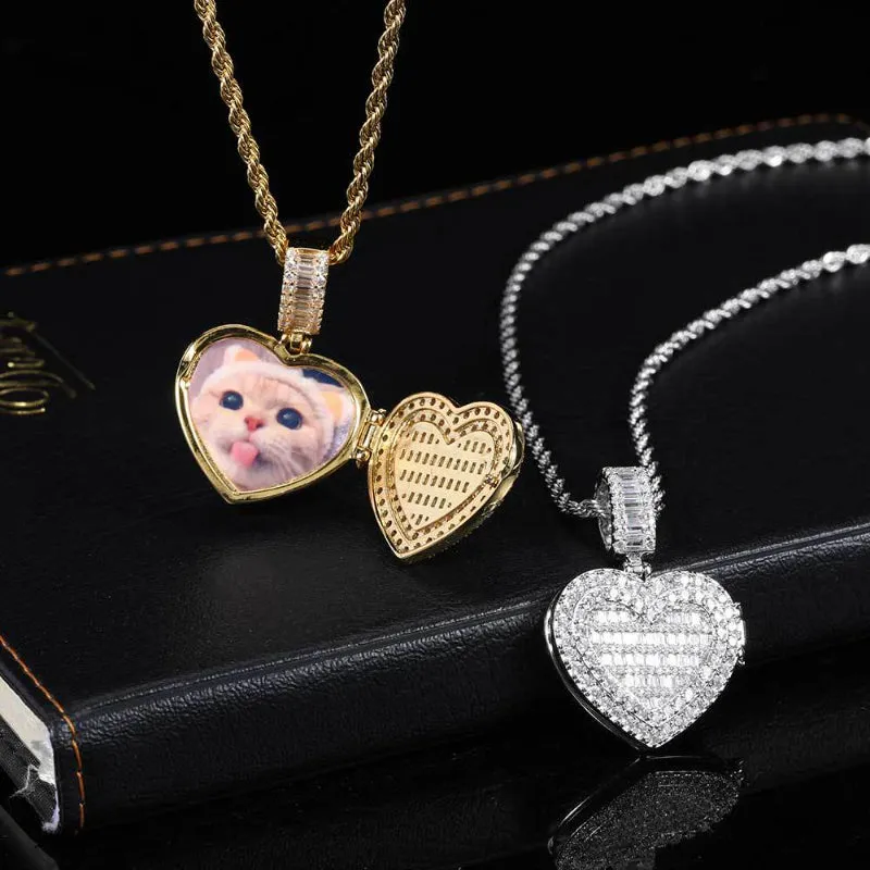 【Custom】Heart Shaped Flip cover Photo Frame Pendant