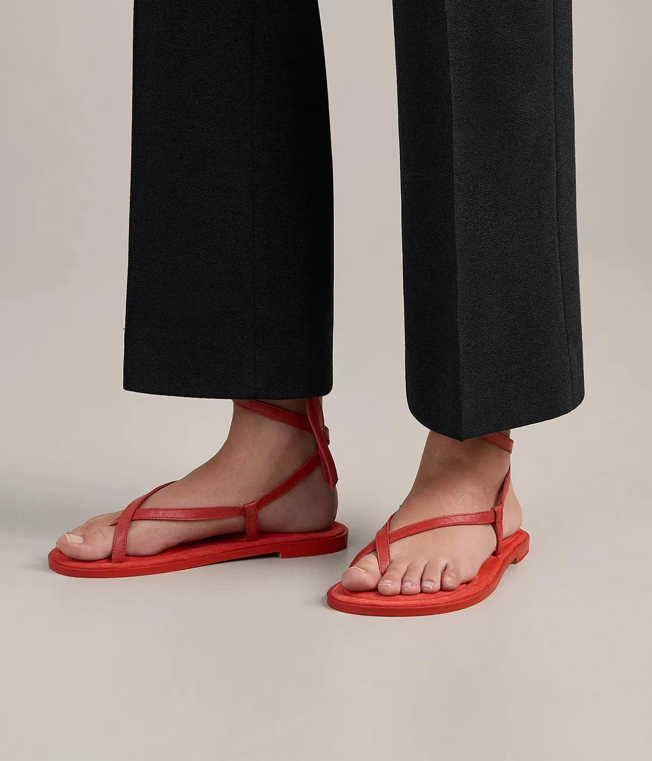 ELLIOT SANDAL- POPPY SUEDE