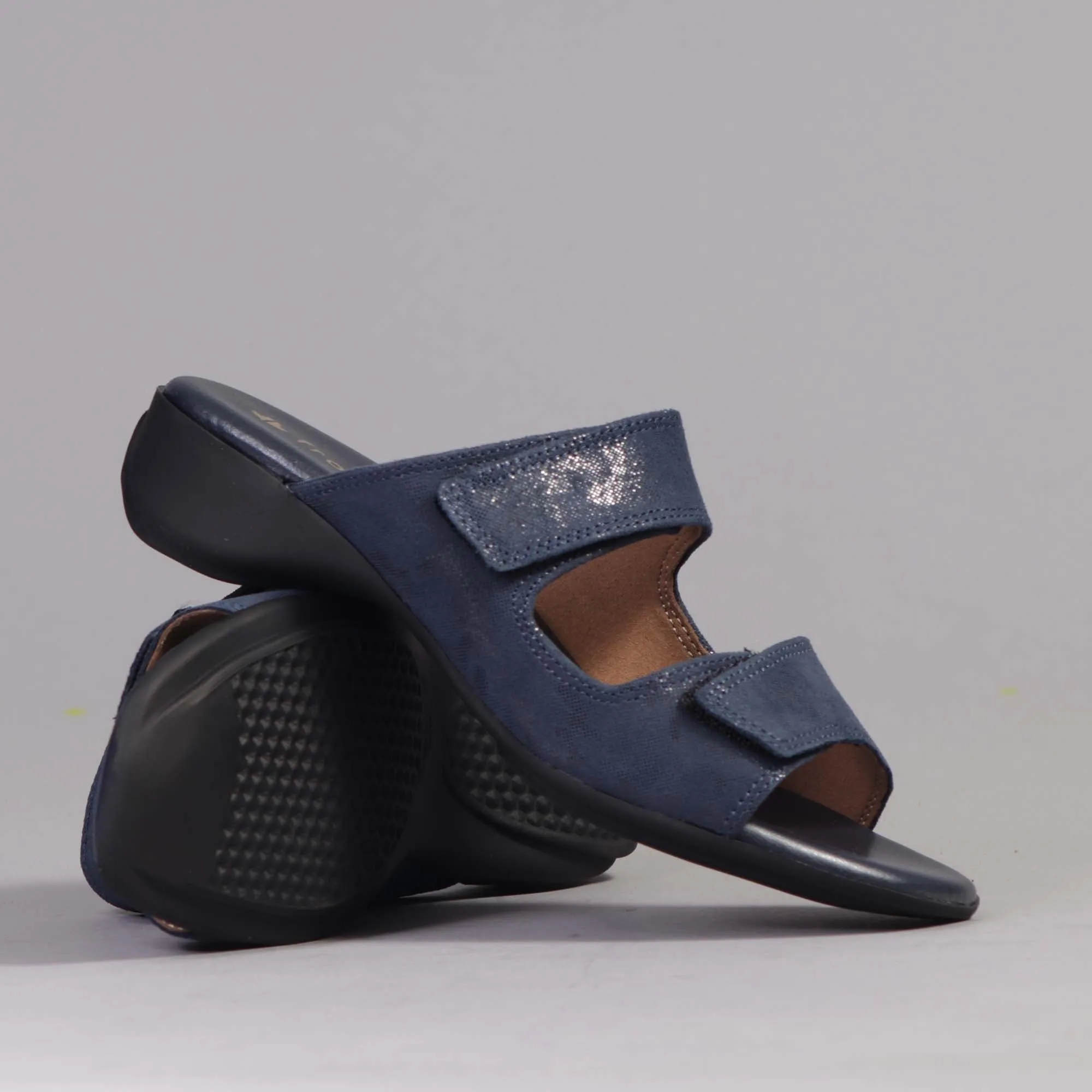 Mule Sandal in Navy - 12557