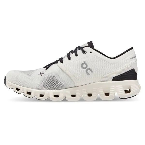 On Women's Cloud X 3 Training Shoes - White/Black