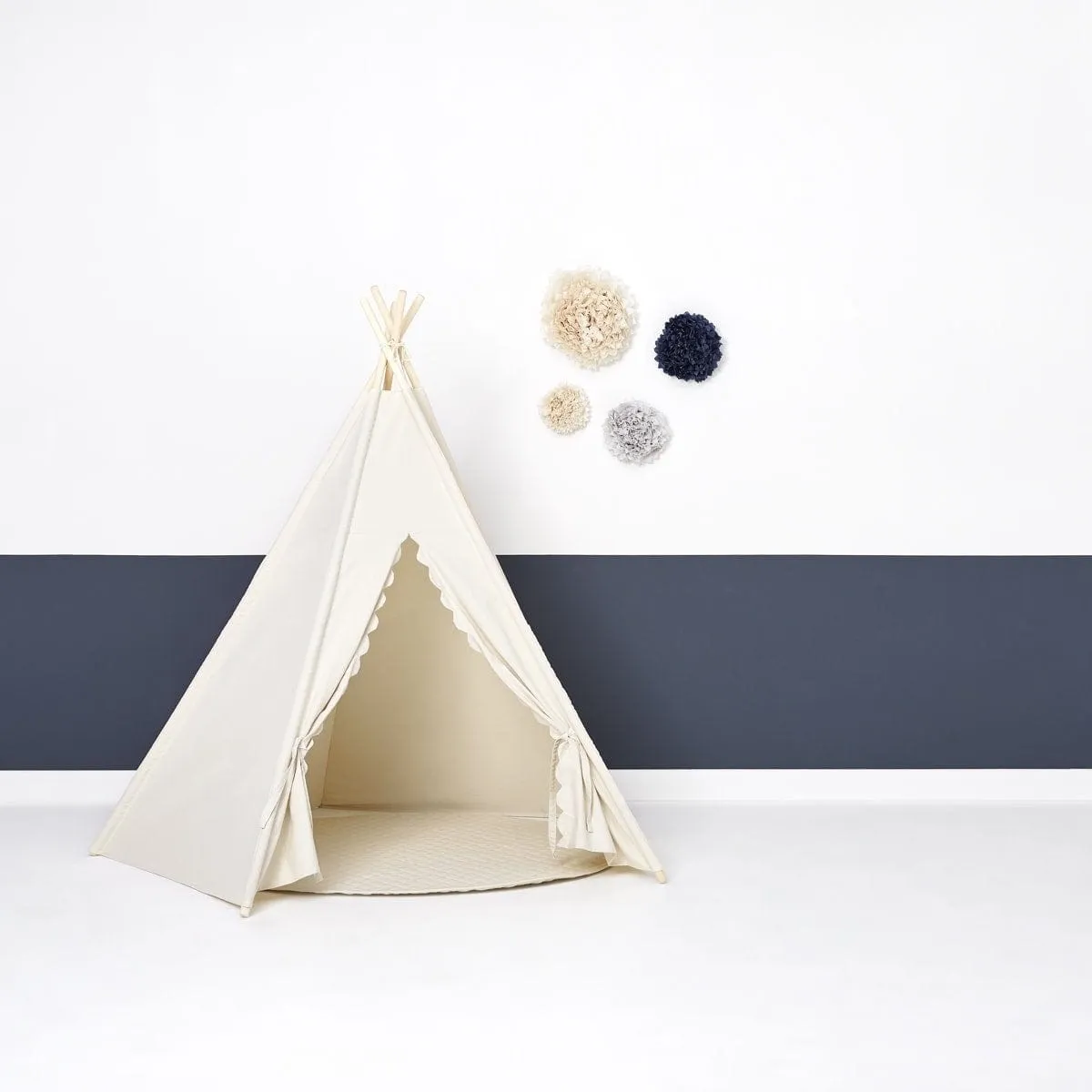 The Little Green Sheep Teepee Play Tent - Linen